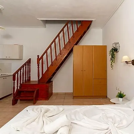 Hotel Elpida Khartáta