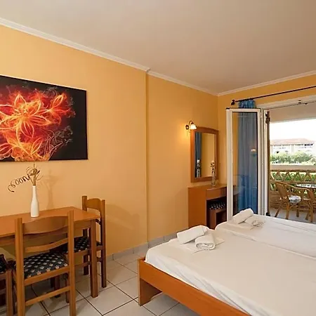 Elpida Hotel 4*